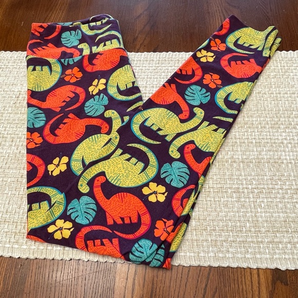 OS LuLaRoe Dinosaur Leggings - Picture 3 of 7